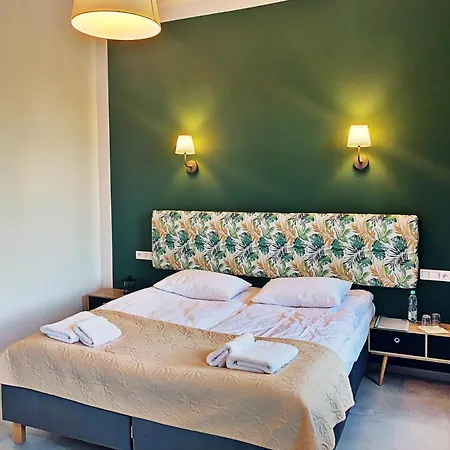 住宿加早餐酒店 Moryn 3*